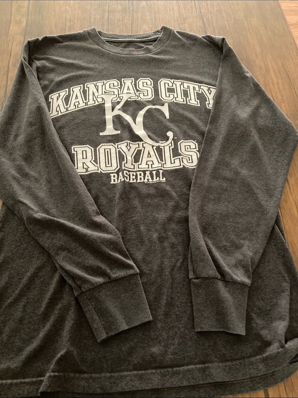Genuine Merchandise Kansas City Royals Grey Crewneck Sweatshirt